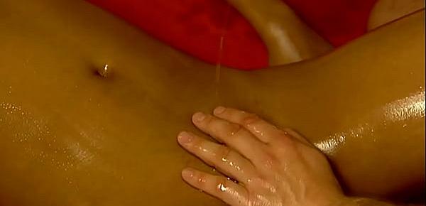  Puusy Touch makes Her So Wet
